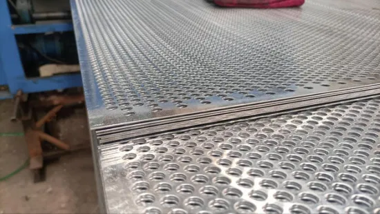 Lamiera di metallo espansa perforata di alluminio decorativa architettonica della maglia dell'acciaio inossidabile per il recinto/rivestimento della parete/pannelli del soffitto/facciata